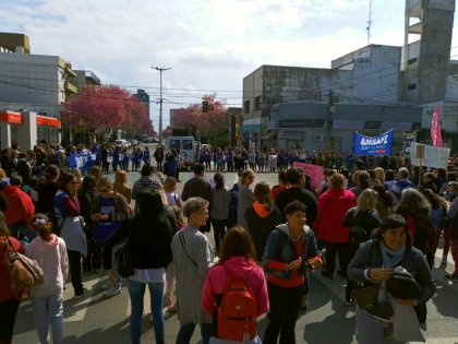 Docentes realizarán una asamblea contra los descuentos de Perotti