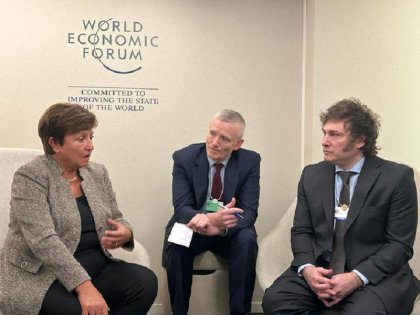 Reunión con el FMI en Davos: Georgieva celebró las medidas ajustadoras de Milei 