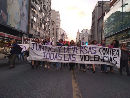 Importante movilización contra la violencia hacia las mujeres