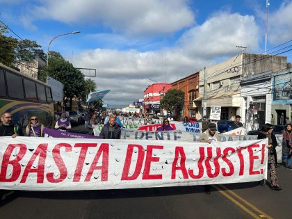 Misiones: sigue la lucha docente enfrentando los duros descuentos que hizo el Gobierno