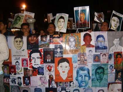 Ilustradores con Ayotzinapa (Foto: Carmen García Bermejo)