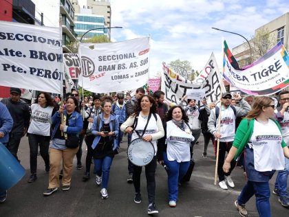 Gravísimo: la Bonaerense persiguió y detuvo a dirigentes docentes opositores a Baradel