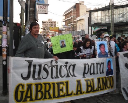 Caso Gabriel Blanco: policías acusados denuncian penalmente a la APDH