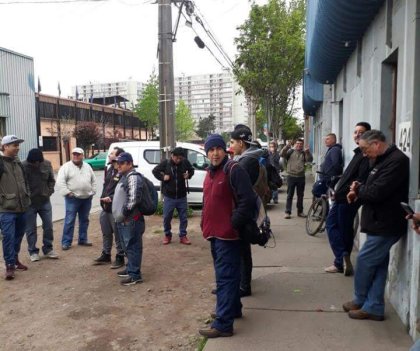 Fábrica Jurmar deja en la calle a trabajadores y cerca de 80 familias