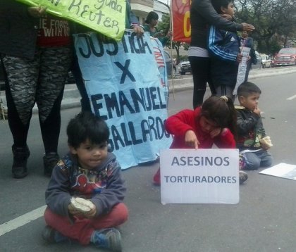 A tres meses de la masacre de la Brigada Norte, corte frente a Tribunales