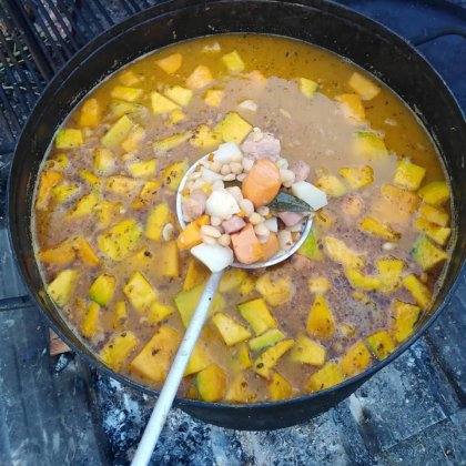 Olla popular en Delta del Tigre