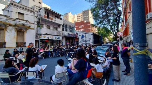 Clase pública, facultad de Psicología (UBA)