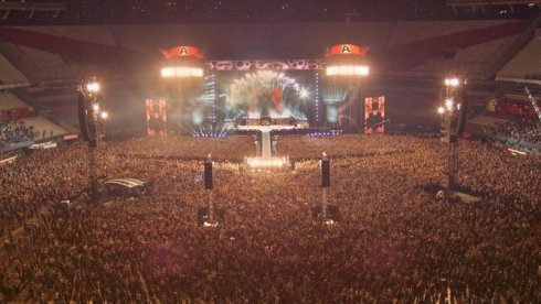 Una de las tres noches del Live at River Plate (2009).