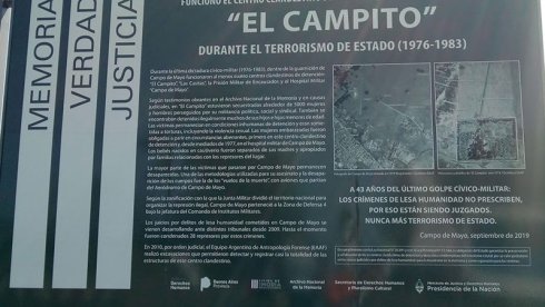 Cartel de señalización del CCD “El Campito” en Campo de Mayo.