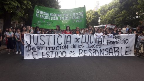 Marcha en La Plata