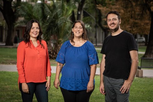 Virginia Pescarmona, junto a Noelia Barbeito y Lautaro Jiménez