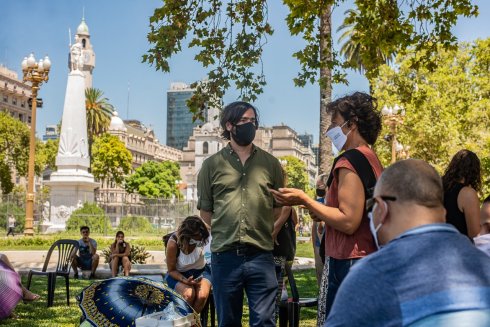 Nicolás del Caño junto a Hipotecados UVA en Plaza de Mayo. (Foto: Enfoque Rojo)