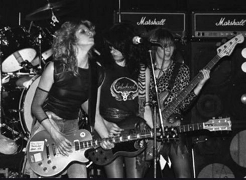 Girlschool, la primera banda de heavy metal con integrantes en su totalidad femeninas.