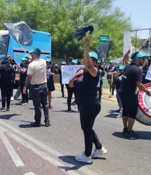  ¡Apoyemos la lucha de la escuela Dario Salas ante el abandono del SLEP Chinchorro!