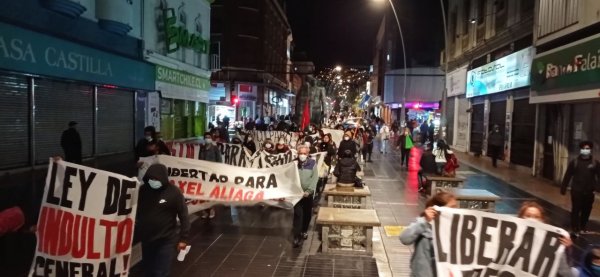 Madres y familiares encabezan manifestación por libertad a los presos políticos de la revuelta