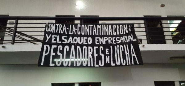 Quintero: Juventud de Vencer hace un llamado a concentración en apoyo a pescadores contra la contaminación desde Buzo a Plaza Dignidad