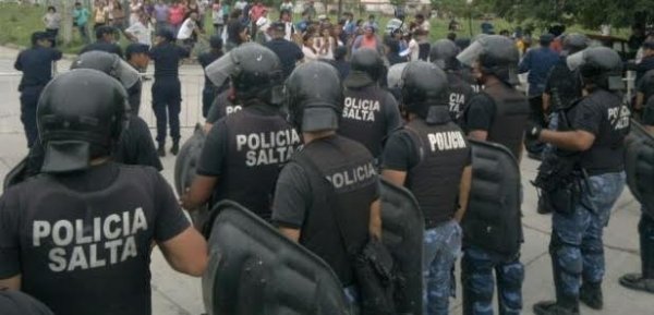 Universidad de Salta: detuvieron a once estudiantes en operativo policial