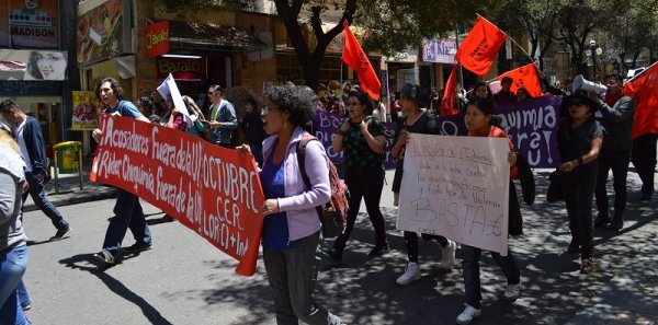 Cientos de estudiantes salen a las calles en repudio al acoso sexual