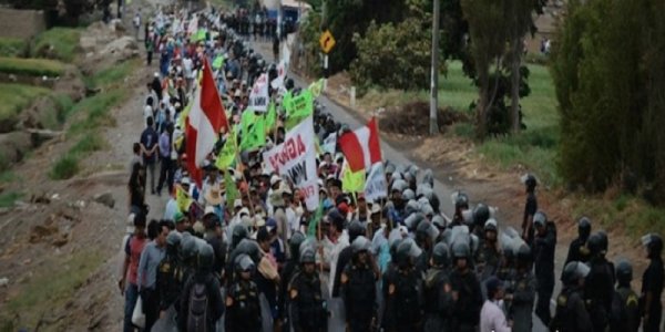 El pueblo de Arequipa se levanta en solidaridad con el Valle de Tambo y contra el saqueo y las mentiras de las transnacionales mineras y los políticos que nos gobiernan