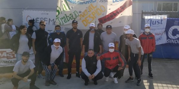 Trabajadores de Just continúan el acampe en General Rodríguez