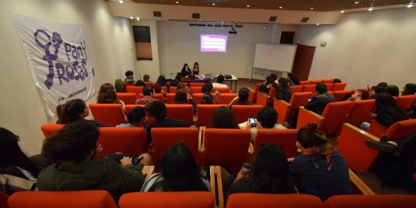 Exitosa sesión del taller “Feminismo y Socialismo” en Antofagasta 