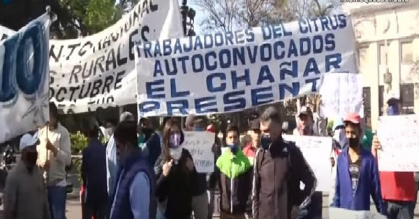 Trabajadores del citrus se movilizan por aumento en los planes interzafra