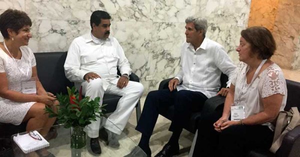 ¿Qué discutieron realmente John Kerry y Maduro en Colombia?