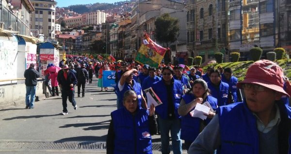 1ro de Mayo: la COB desmoviliza junto al gobierno de Evo Morales