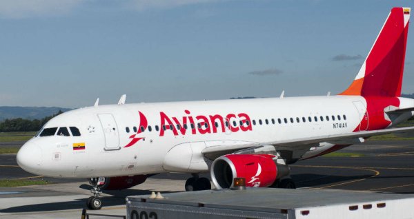 Trabajadores aeronáuticos denuncian que Avianca presentó preventivo de crisis