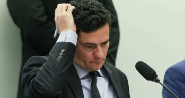 Sin pruebas, Sergio Moro acepta la denuncia contra Lula