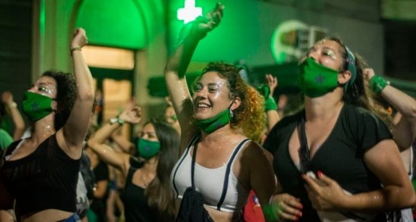 Empezó en el Congreso de Chile el debate por el aborto legal