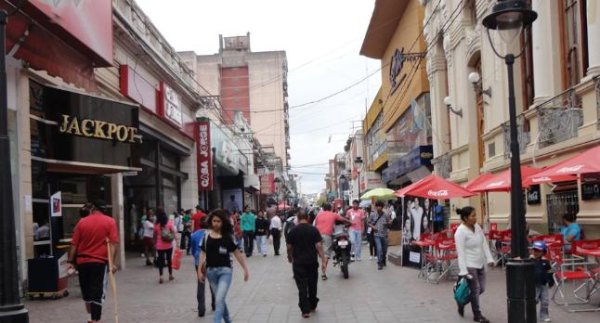 Cientos de trabajadores fueron despedidos en el sector gastronómico en Jujuy