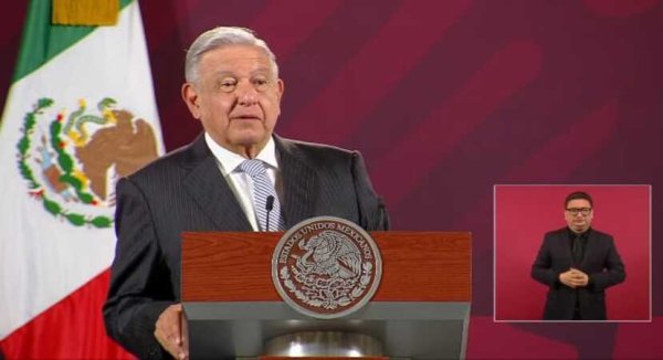 Programas sociales y "decadencia" del poder judicial en la mañanera de AMLO