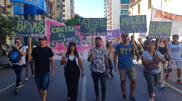 El gobierno de Córdoba espera el pacto de mayo con la “licuadora” a toda velocidad