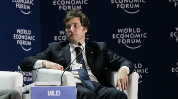 Milei y Caputo con el FMI y las empresas más grandes del mundo: el Foro de Davos 