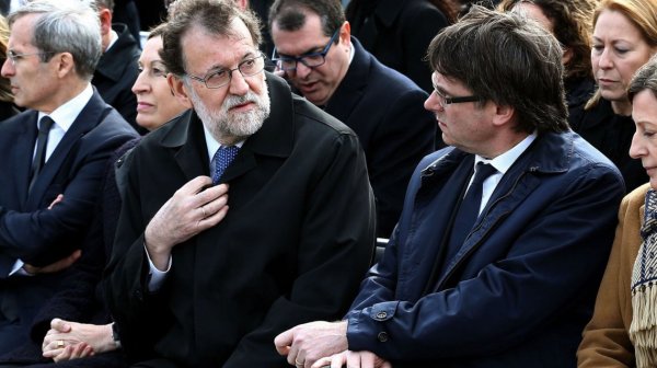 Rajoy lanza la carta del "Corredor Mediterráneo" para frenar el referéndum catalán