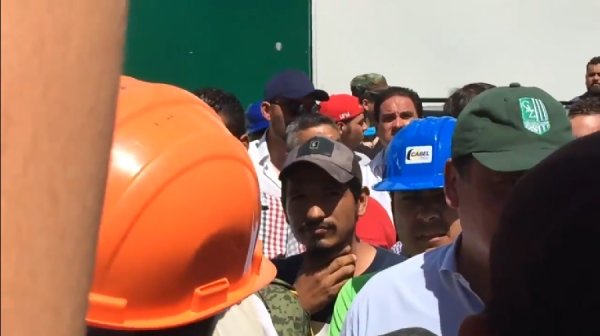 Otra vez corren a Osorio Chong y a Graco de comunidad afectada en Morelos