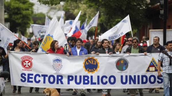 Tensionamiento entre el Gobierno y el Sector Público por reajuste salarial