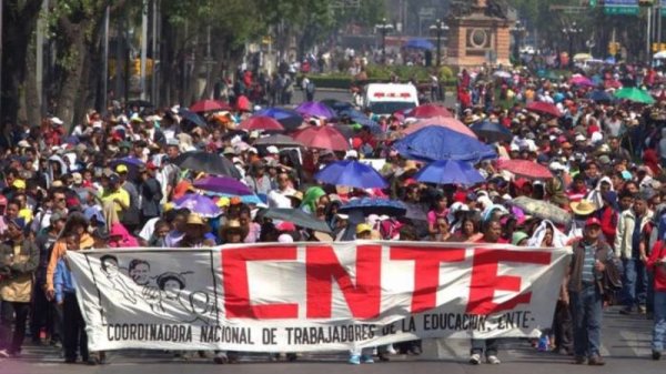 Oaxaca: paran 13 mil escuelas en Jornada de lucha contra la Reforma Educativa