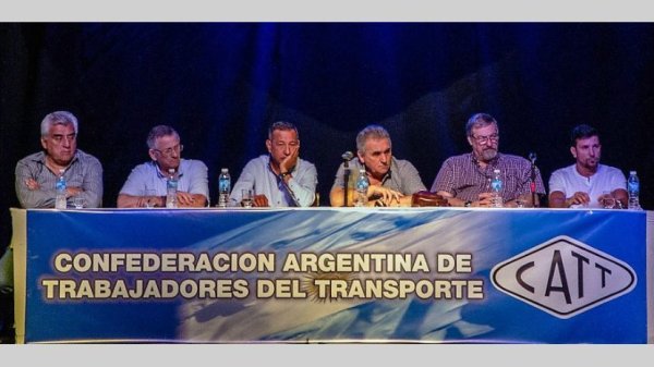 Se nos ríen en la cara: los gremios del transporte paran el 1° de Mayo