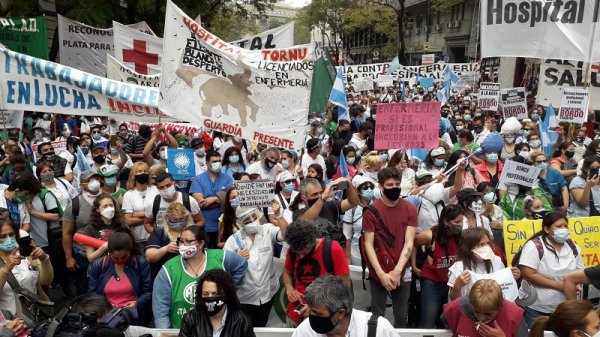 Enfermería movilizada le hizo un paro al Gobierno y sacudió a los gremios