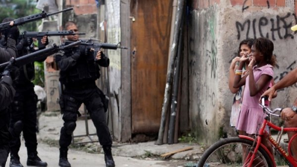 Un niño fusilado por hora en Brasil: "derechos de la infancia" bajo Bolsonaro