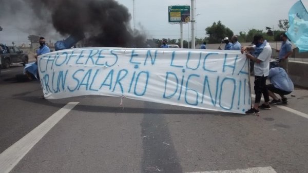 Continúa la pelea de los choferes de colectivos autoconvocados por aumento salarial