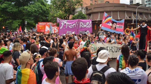 Con orgullo y en las calles: debates de cara a la marcha en Tucumán 