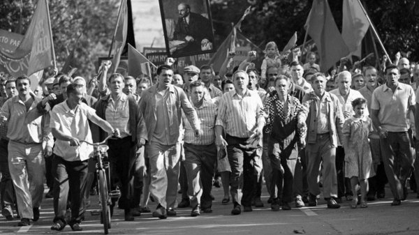 CINE | Queridos camaradas, una rebelión obrera contra la burocracia en la URSS