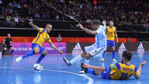 Argentina le ganó a Brasil y llegó a la final del mundial de Futsal