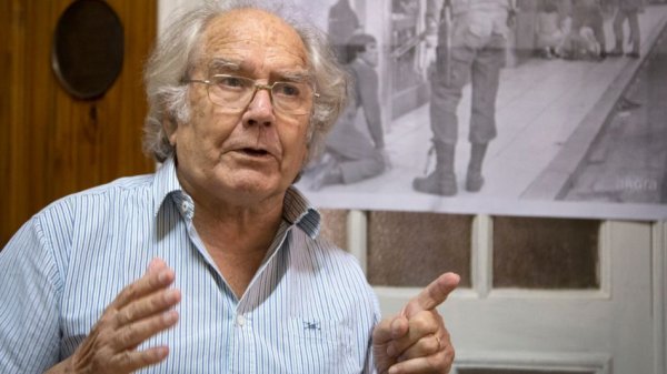 Adolfo Pérez Esquivel sufrió una descompensación y está internado