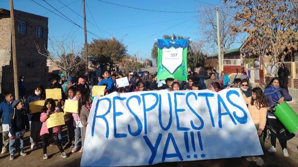 Fiske Menuko: comunidad de la escuela 357 en lucha por medidas edilicias urgentes