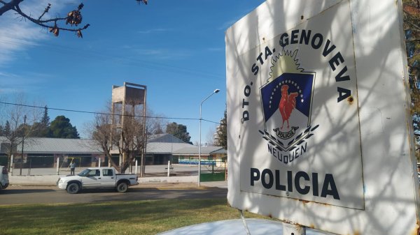 Policía de Neuquén probó gases lacrimógenos al lado de una escuela primaria: intoxicaron a estudiantes