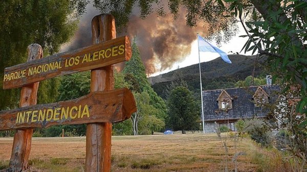 Chubut: se incendia el Parque Nacional Los Alerces